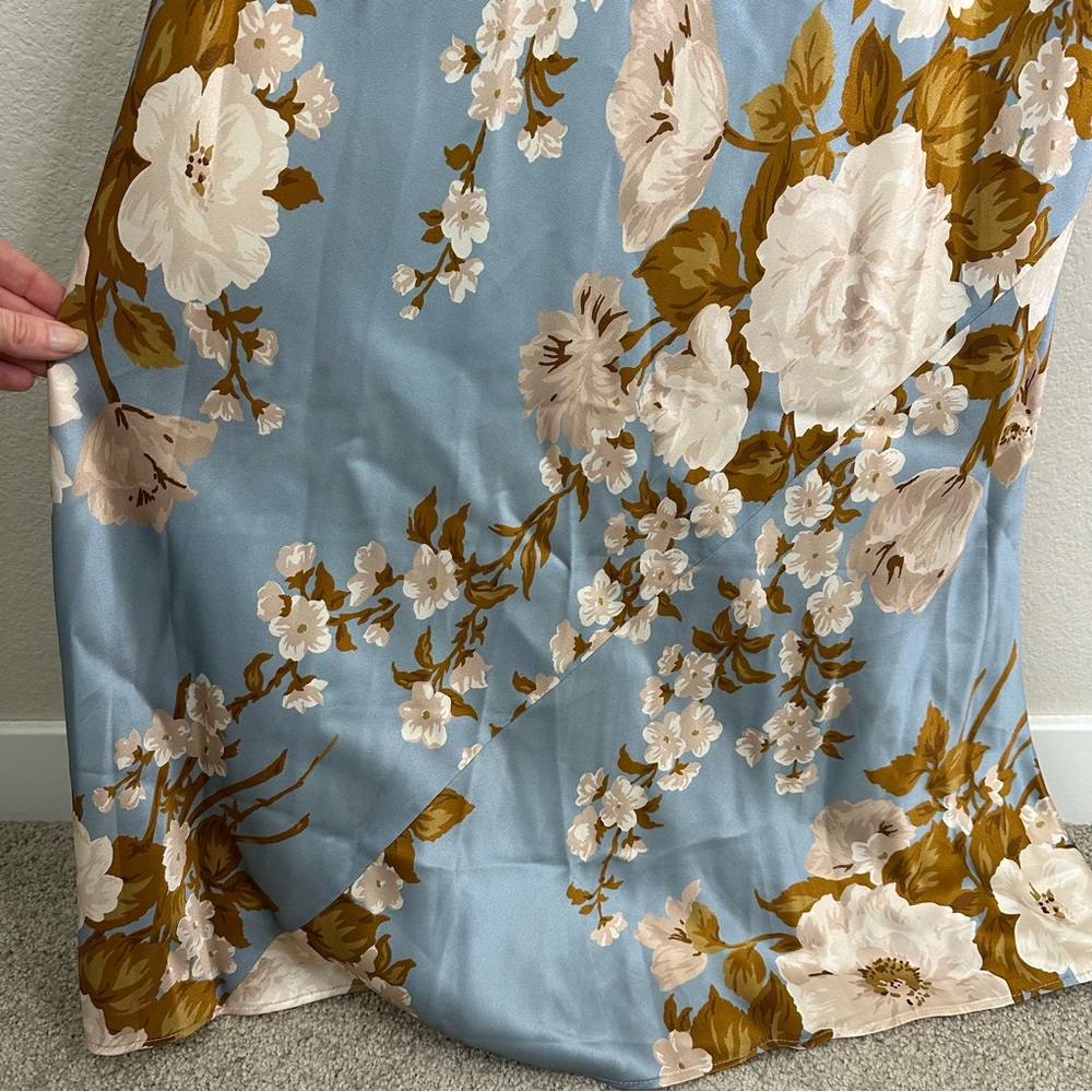 REFORMATION Ronda Silk Blue Max Floral Dress in Serene SZ US 6 NWT - Picture 3 of 7